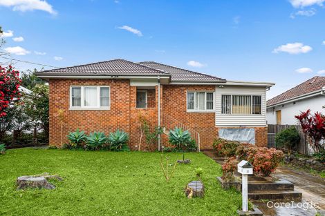 Property photo of 8 Dumfries Avenue Mount Ousley NSW 2519