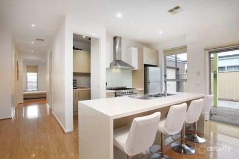 Property photo of 49 Holland Way Caroline Springs VIC 3023