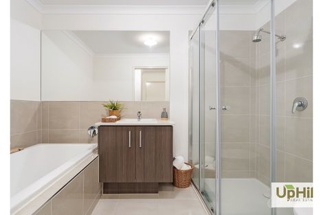 Property photo of 35 Cottle Drive Clyde VIC 3978