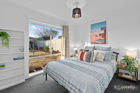 Property photo of 8 Diamond Court Narre Warren North VIC 3804