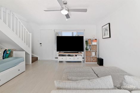 Property photo of 56/2 St Kevins Avenue Benowa QLD 4217