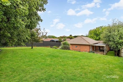 Property photo of 44 The Boulevard Gisborne VIC 3437