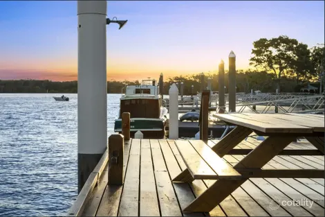 Property photo of 37 Lachlan Drive Coomera QLD 4209