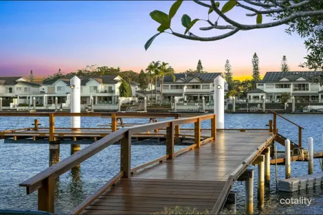 Property photo of 37 Lachlan Drive Coomera QLD 4209