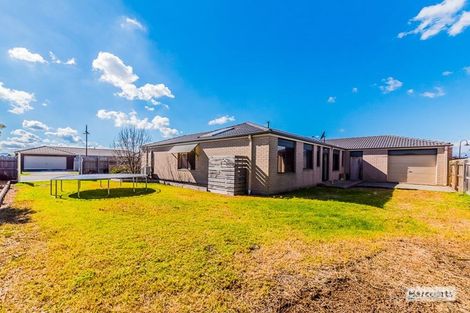 Property photo of 18 Oak Avenue Longwarry VIC 3816