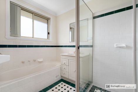 Property photo of 1/30 Dees Close Gormans Hill NSW 2795