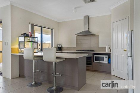 Property photo of 6 Packer Rise Hammond Park WA 6164