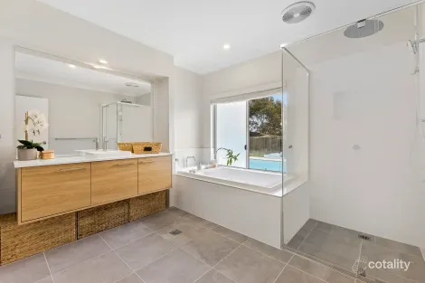 Property photo of 25 Freya Close Abermain NSW 2326