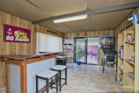 Property photo of 98 Dundebar Road Wanneroo WA 6065