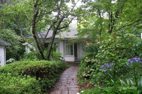 Property photo of 8 Blaxland Avenue Leura NSW 2780