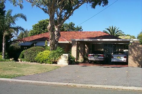 9 Cousins St, Karrinyup, WA 6018