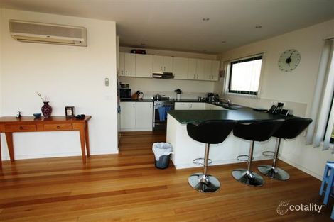 Property photo of 3 Haldor Place San Remo VIC 3925