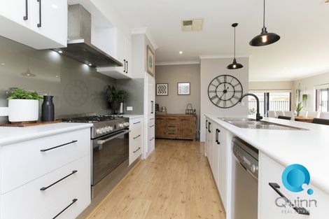 3 Jefferson Way, Piara Waters, WA 6112