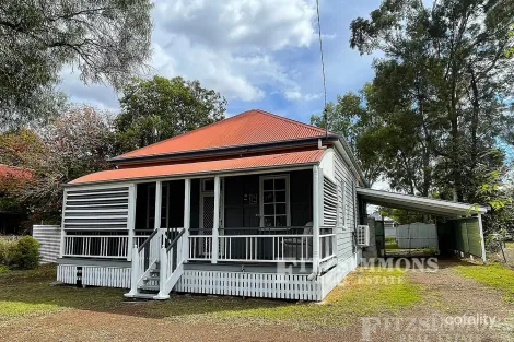 68 Patrick St, Dalby, QLD 4405