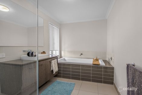 Property photo of 34 Curlew Street Upper Kedron QLD 4055