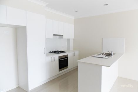 Property photo of 28/1 Glenmore Ridge Drive Glenmore Park NSW 2745