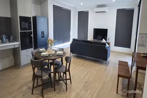 7 Bloomfield Dr, Hilbert, WA 6112