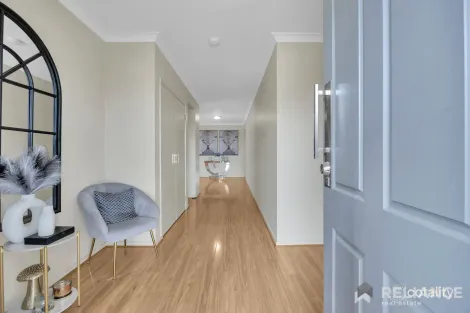 Property photo of 4 Fresh View Drive Tarneit VIC 3029