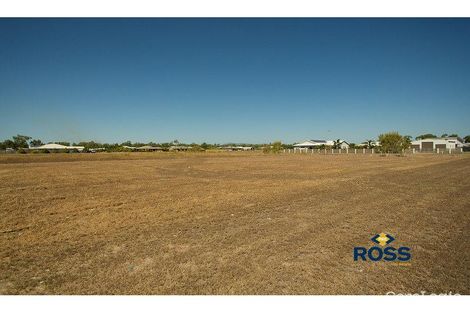 Property photo of 26 Gundabluey Crescent Mount Low QLD 4818