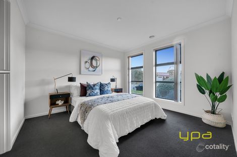 Property photo of 70 Silverwattle Drive Lyndhurst VIC 3975