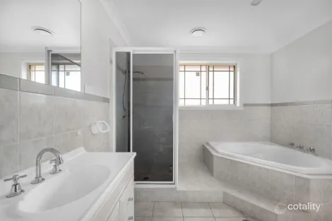 Property photo of 4/15-17 Payne Road East Corrimal NSW 2518