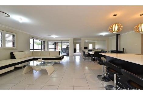 Property photo of 41 Cleveland Street Cameron Park NSW 2285