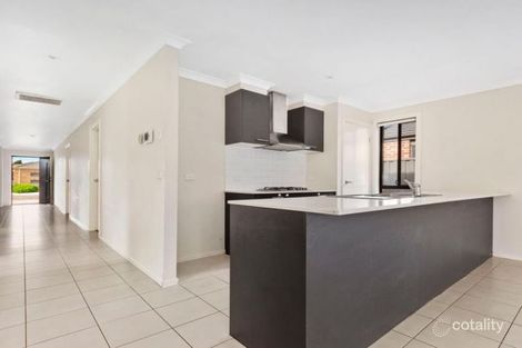 Property photo of 32 Kalorama Street Tarneit VIC 3029