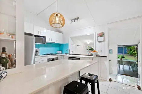 Property photo of 44 Eliza Street Clayfield QLD 4011