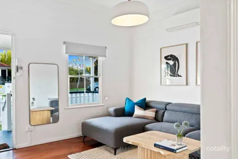 Property photo of 44 Eliza Street Clayfield QLD 4011