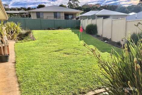4 Cameron Ct, Encounter Bay, SA 5211