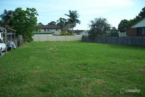 Property photo of 40 Buckingham Road Berkeley Vale NSW 2261