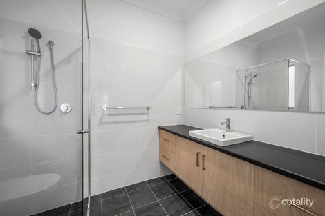 Property photo of 6 Nottingham Crescent Valley View SA 5093