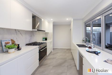 Property photo of 102 Wilkie Crescent Doonside NSW 2767