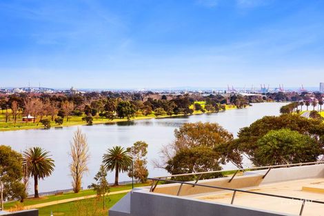 818/74 Queens Rd, Melbourne, VIC 3004