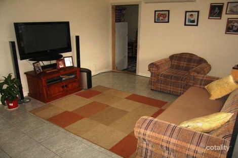 Property photo of 7 Duck Place Hinchinbrook NSW 2168
