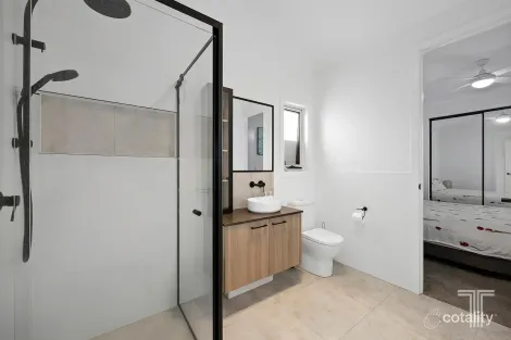 Property photo of 24 Hydrangea Avenue Redland Bay QLD 4165