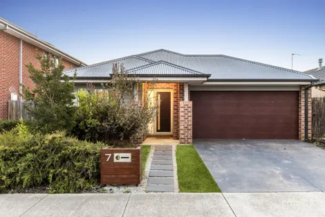 7 Rocky Point Rd, Armstrong Creek, VIC 3217