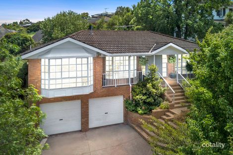32 Montpellier Dr, Highton, VIC 3216