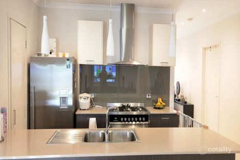 Property photo of 27 Ferriman Way Truganina VIC 3029