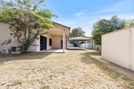 Property photo of 6 Carbeen Place Emerald QLD 4720