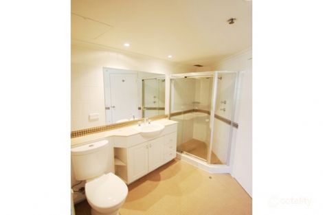 Property photo of 209/22-40 Sir John Young Crescent Woolloomooloo NSW 2011