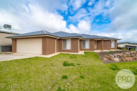Property photo of 5 Darcy Drive Boorooma NSW 2650