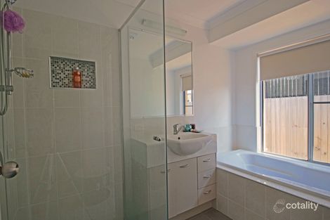 Property photo of 27 Pebbly Creek Crescent Little Mountain QLD 4551