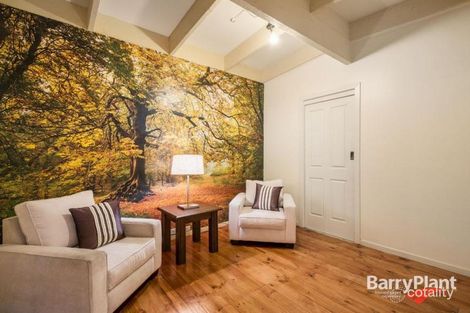 Property photo of 1 Sandhurst Crescent Bundoora VIC 3083