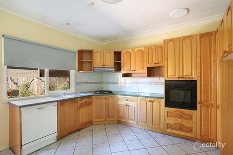 Property photo of 2/20 Kangaroo Road Murrumbeena VIC 3163