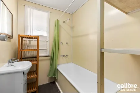 Property photo of 40 Rosalie Street Bardon QLD 4065