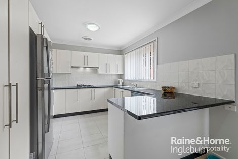 Property photo of 7 Dotterel Place Ingleburn NSW 2565
