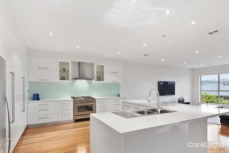 Property photo of 16 Cherry Tree Lane Narre Warren VIC 3805