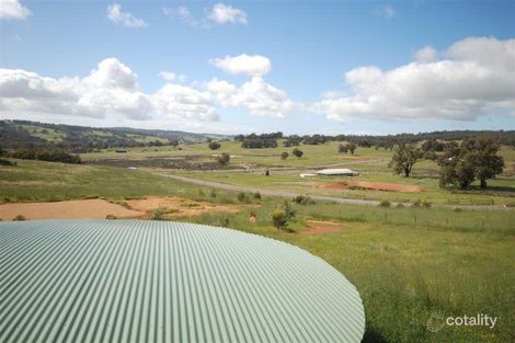 3 Pollard Rd, Wandering, WA 6308