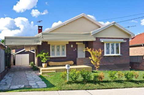 2 Shaw Ave, Earlwood, NSW 2206